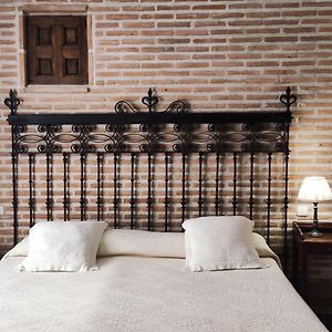Habitación Estándar con Cama Queen